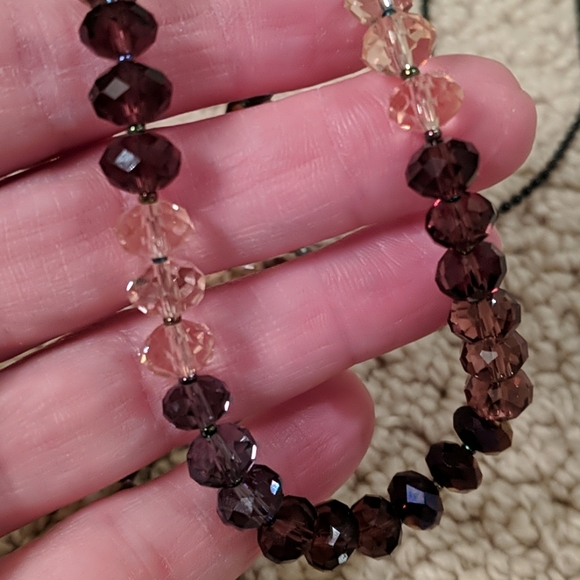 Burgundy beaded necklace two-piece - Picture 3 of 6